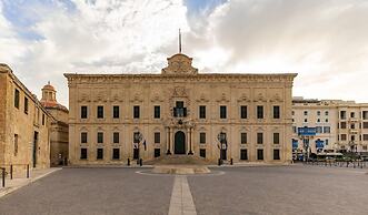 A Modern Studio in Malta s Capital Valletta