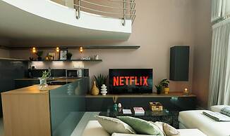 Amazing Seafront Duplex Apartment Sliema