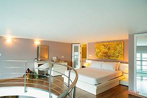 Amazing Seafront Duplex Apartment Sliema