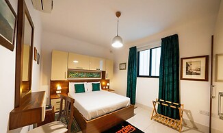 The Holiday Home Where Art Lives