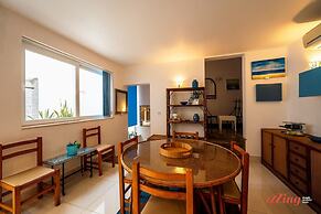 The Holiday Home Where Art Lives