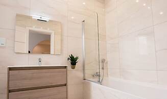 A Luxury Villa by the sea