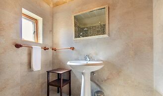 Grand Gozo Farmhouse With Games Room Pool