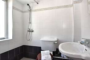 Bright Spacious 2 Bedroom With Marina View