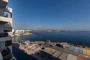 Stunning Seaviews Prime Location Lovely Home