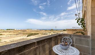 Pet Friendly Penthouse Rooftop Jacuzzi With Views