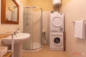 Pet Friendly Penthouse Rooftop Jacuzzi With Views