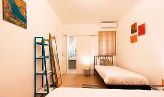 Glamorous Apartment With Panoramic Green Views