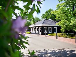 Beautiful Lodge With a Nice Terrace in Brabant