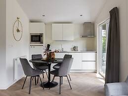 Beautiful Lodge With a Nice Terrace in Brabant