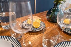 Taro s Blue Sea Apartment