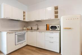 Taro s Blue Sea Apartment