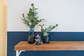 Taro s Blue Sea Apartment