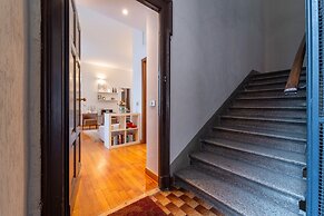 Isola Cozy Apartment by Wonderful Italy