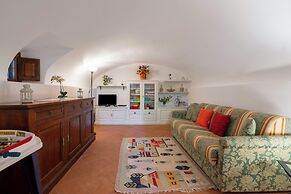 Chiara House In Galenda