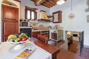 Chiara House In Galenda