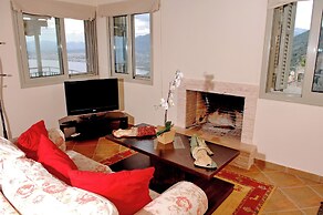 Maisonette Afroditi with Sea View