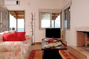 Maisonette Afroditi with Sea View