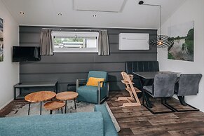 Nice Chalet With ac and Sloop