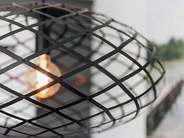 Nice Chalet With ac and Sloop