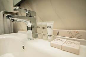 Stay And Homely Quintessential Hotel