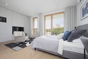 Modern Studio Warsaw by Renters Prestige