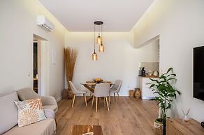 Phos Elegant Residences by Konnect, 400m to the beach