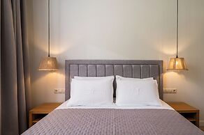 Phos Elegant Residences by Konnect, 400m to the beach