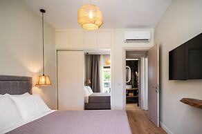 Phos Elegant Residences by Konnect, 400m to the beach