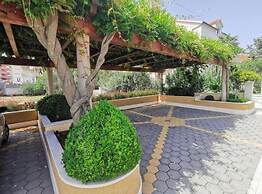 Apartments White House