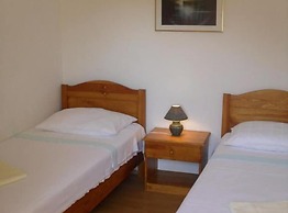 Apartments White House