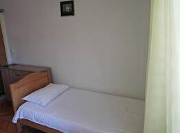 Apartments White House