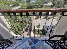 Apartments White House