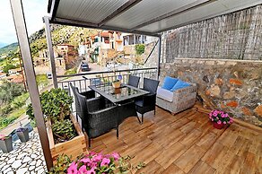 Maisonette Theoni with Sea View