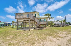 Gulf of Mexico Beach Cottage: Walk to Boat Ramp!