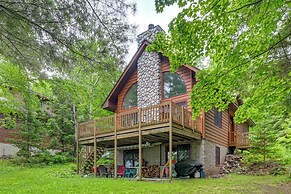 Peaceful White Sand Lake House w/ Dock & Deck!
