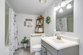 North Fairfield Family Home w/ Hot Tub & Porch!