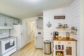 North Fairfield Family Home w/ Hot Tub & Porch!