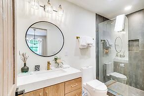 Hot Tub + Fire Pit: Peaceful Gatlinburg Getaway!