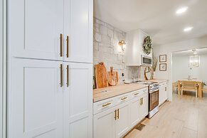 Hot Tub + Fire Pit: Peaceful Gatlinburg Getaway!