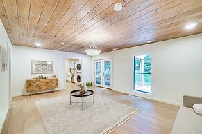 Hot Tub + Fire Pit: Peaceful Gatlinburg Getaway!