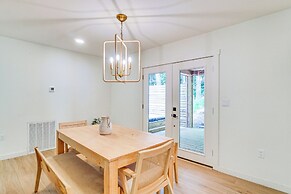 Hot Tub + Fire Pit: Peaceful Gatlinburg Getaway!