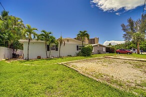 Fort Pierce Home w/ Fenced Yard, Near Beaches