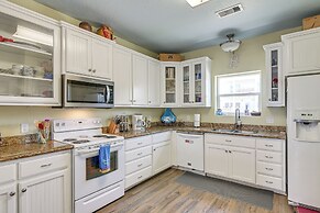 Crystal Beach Stilt House w/ Deck, Steps to Gulf!