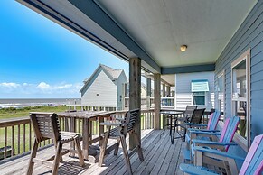 Crystal Beach Stilt House w/ Deck, Steps to Gulf!