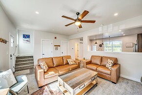 Private Hot Tub: Newly Built Fraser Townhome