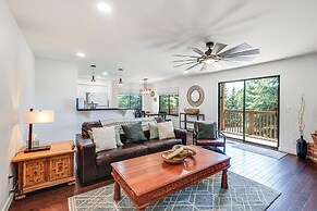 Quaint Flagstaff Condo w/ Balcony ~ 6 Mi to Dtwn!