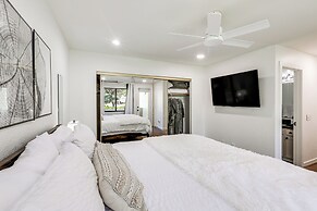 Quaint Flagstaff Condo w/ Balcony ~ 6 Mi to Dtwn!