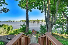 Charming Wolcott Cottage w/ Fire Pit & Mini Dock