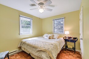 Charming Wolcott Cottage w/ Fire Pit & Mini Dock